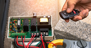 Instalacin de una puerta automtica de garage