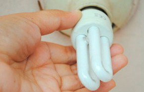 �C�mo cambiar focos y l�mparas?